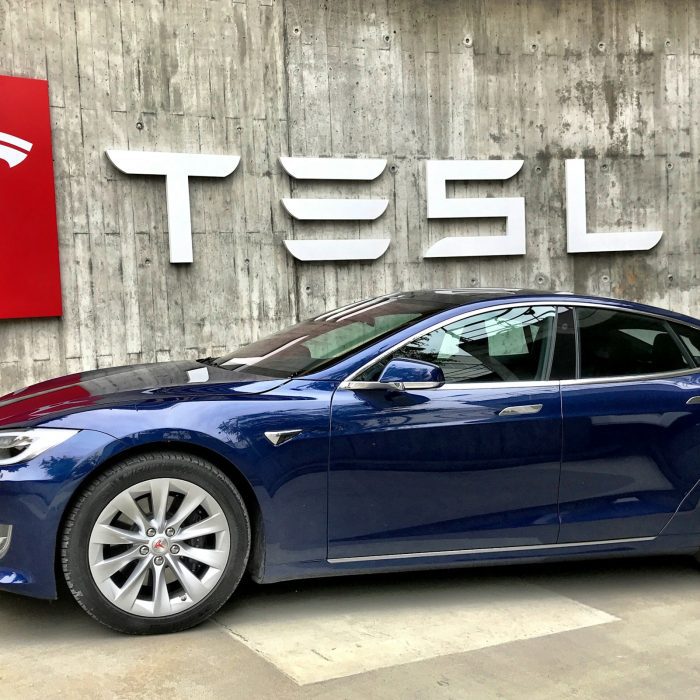 Can a Tesla Jump Start Another Car?