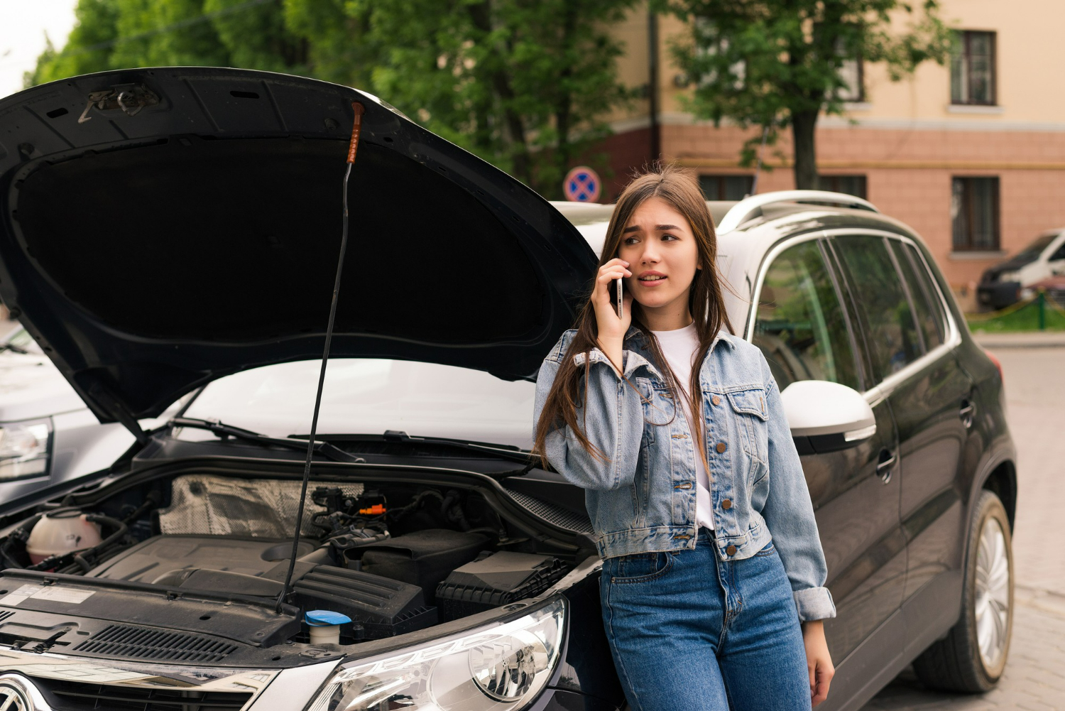 How Does Roadside Assistance Work