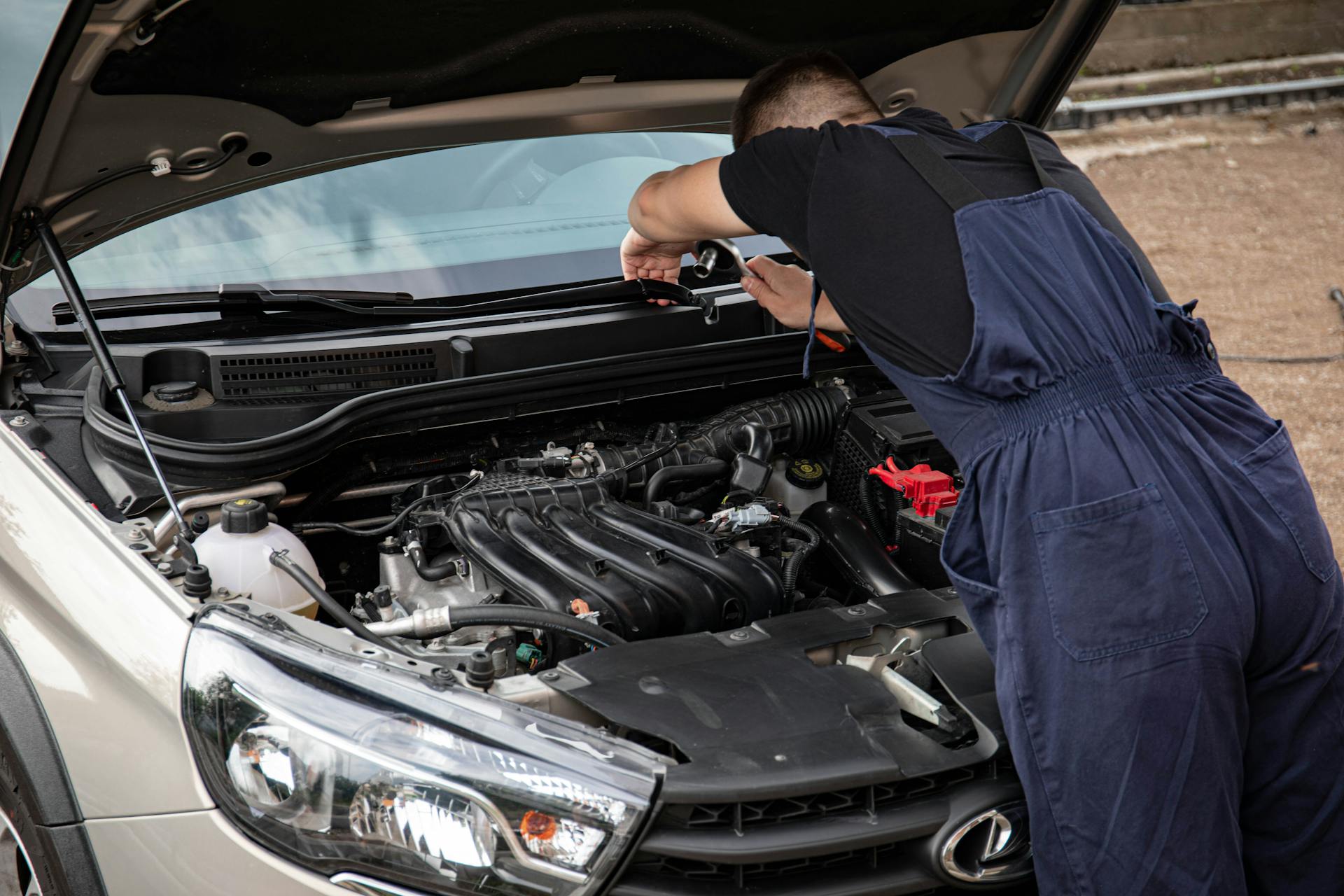 how long does an oil change and tire rotation take