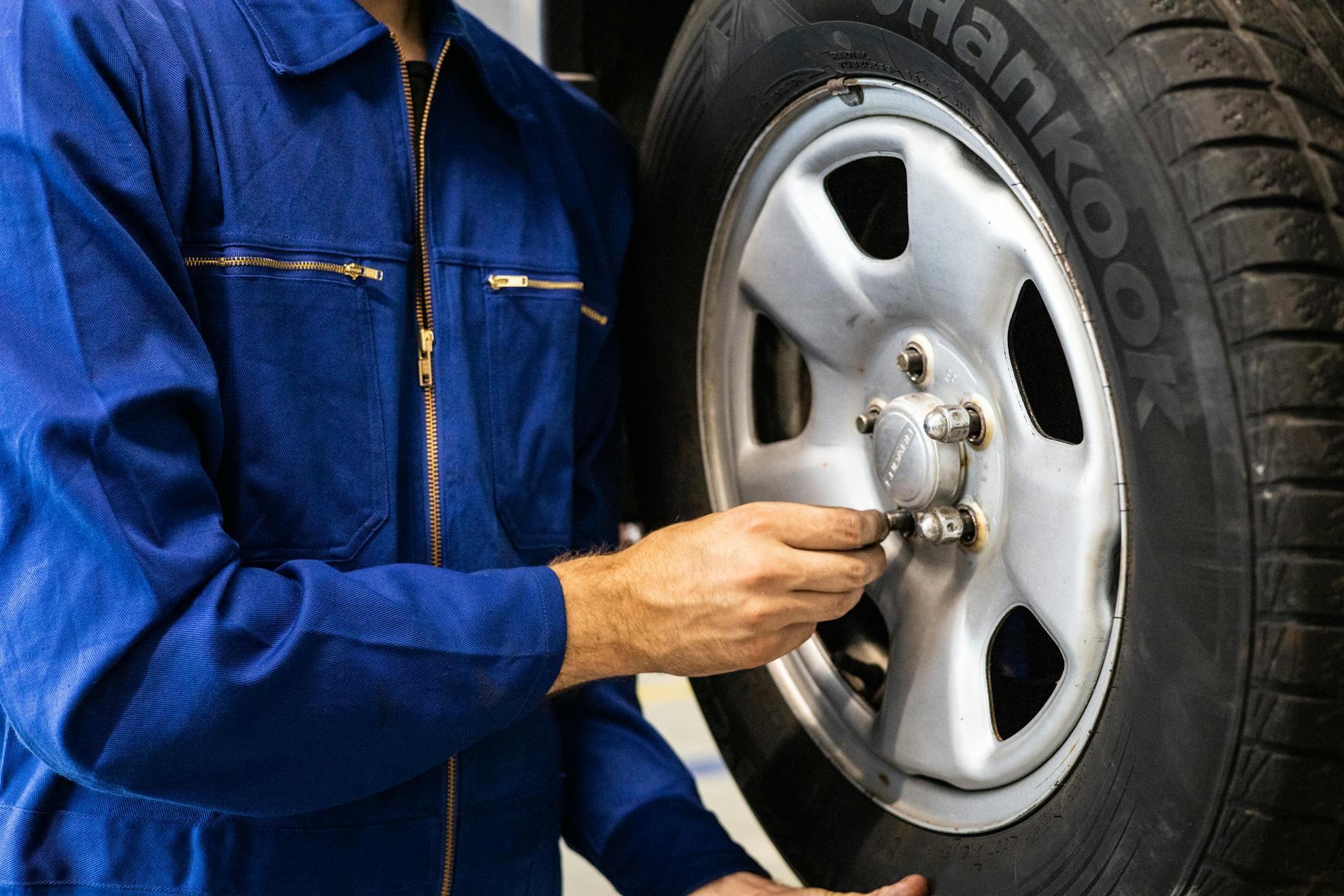how to change tire pressure sensor