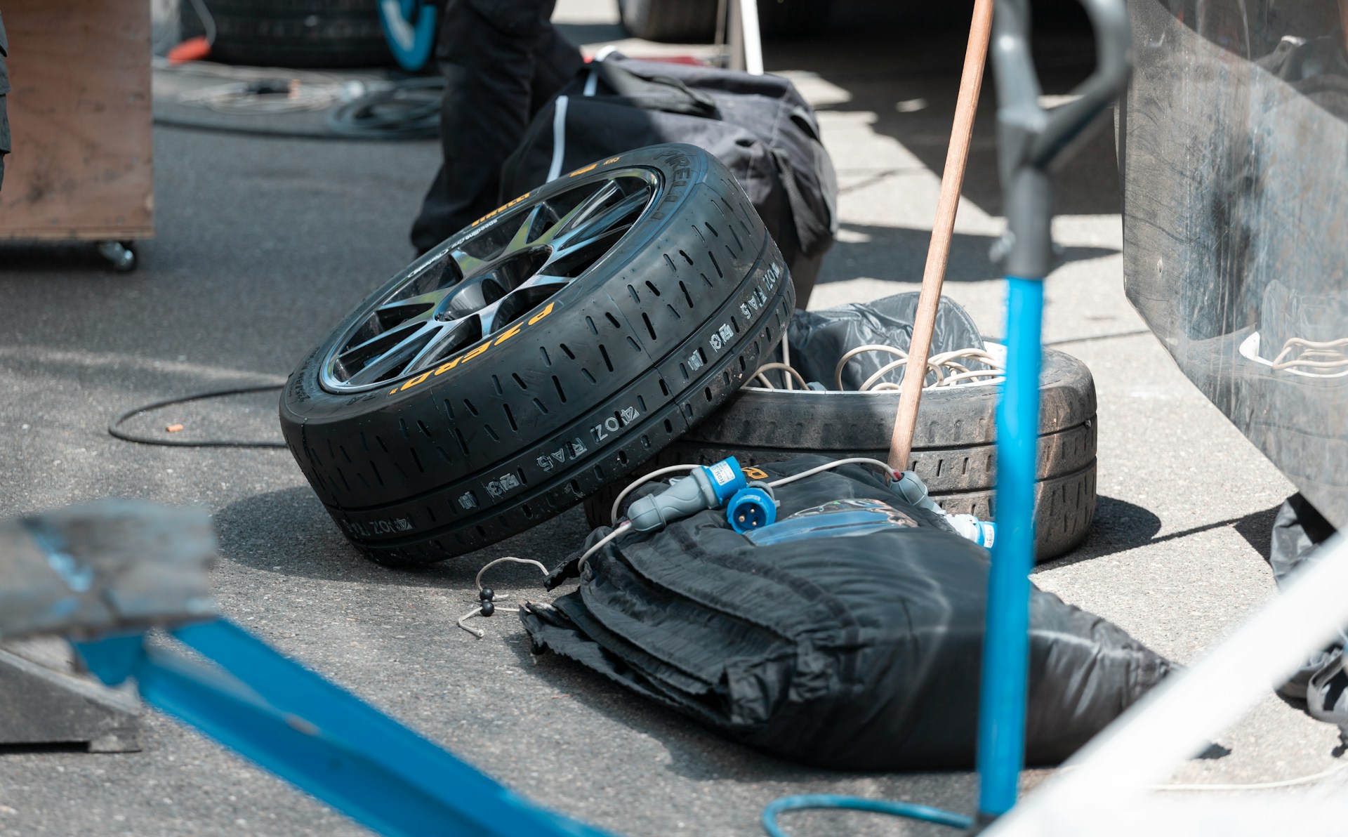 how to know when to change tires