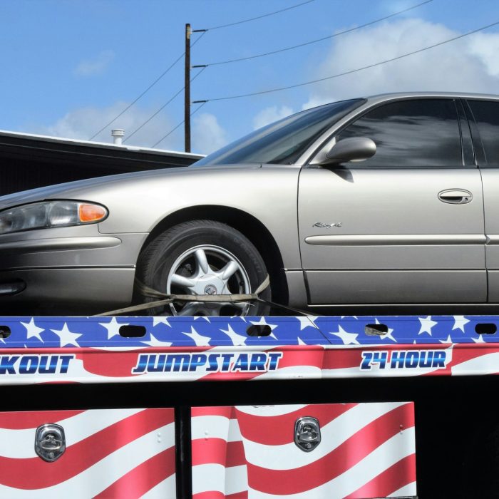 How to Use a Tow Bar Safely?